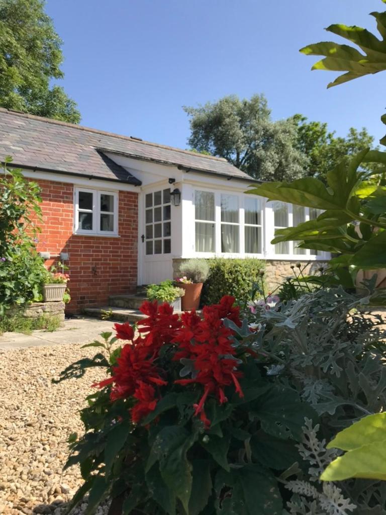 Norburton Hall Cottages Bridport Exteriér fotografie